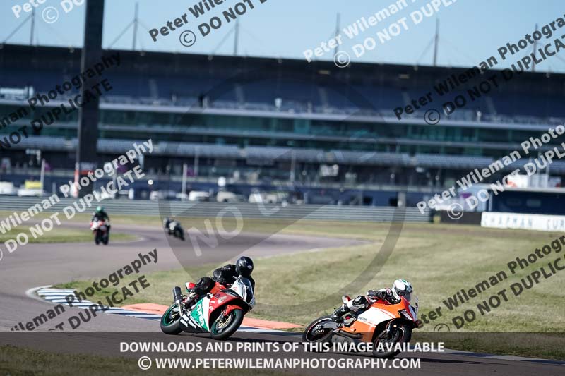 Rockingham no limits trackday;enduro digital images;event digital images;eventdigitalimages;no limits trackdays;peter wileman photography;racing digital images;rockingham raceway northamptonshire;rockingham trackday photographs;trackday digital images;trackday photos